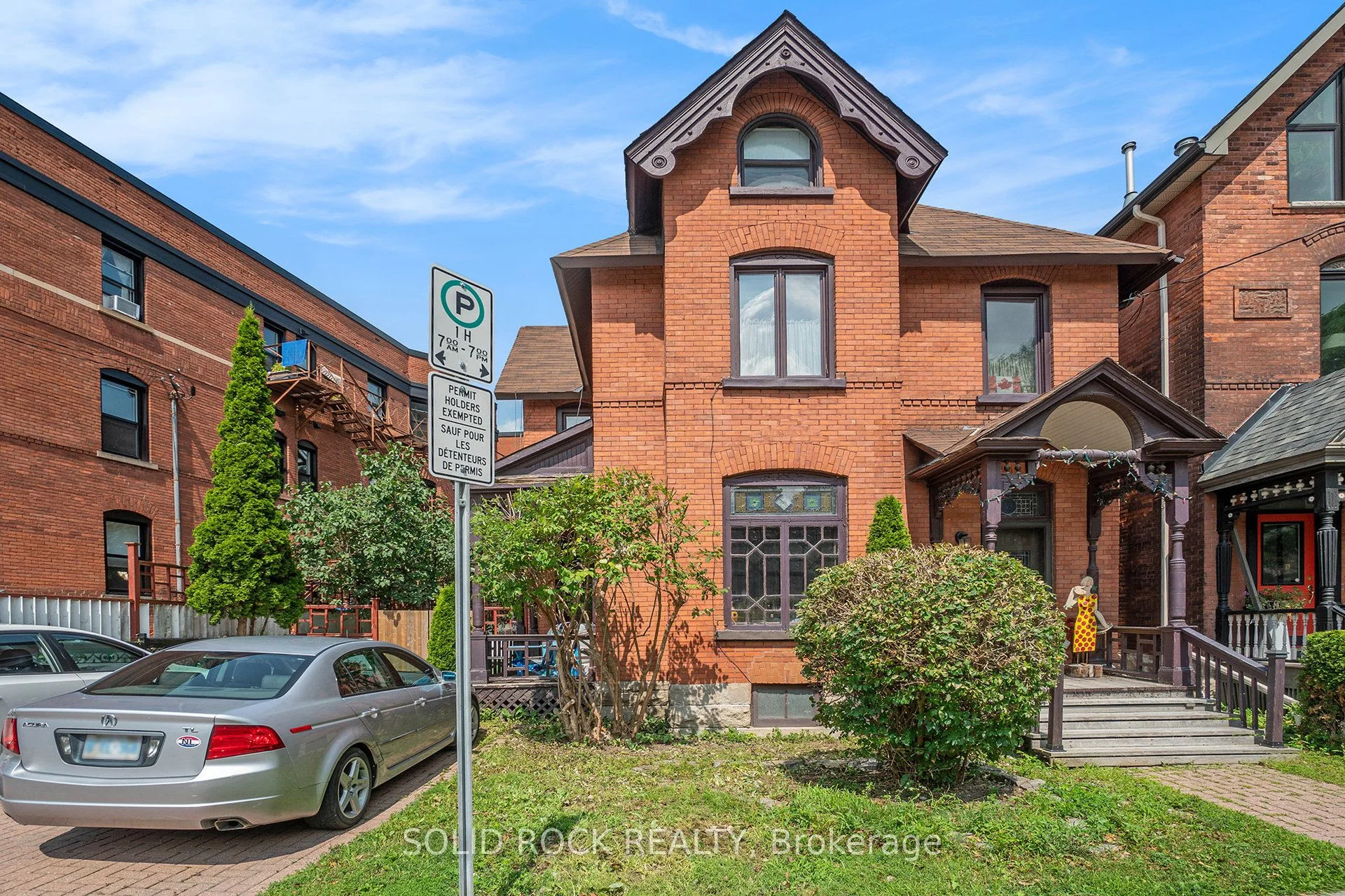 43 Maclaren Street, Ottawa Centre, On K2p 0k3