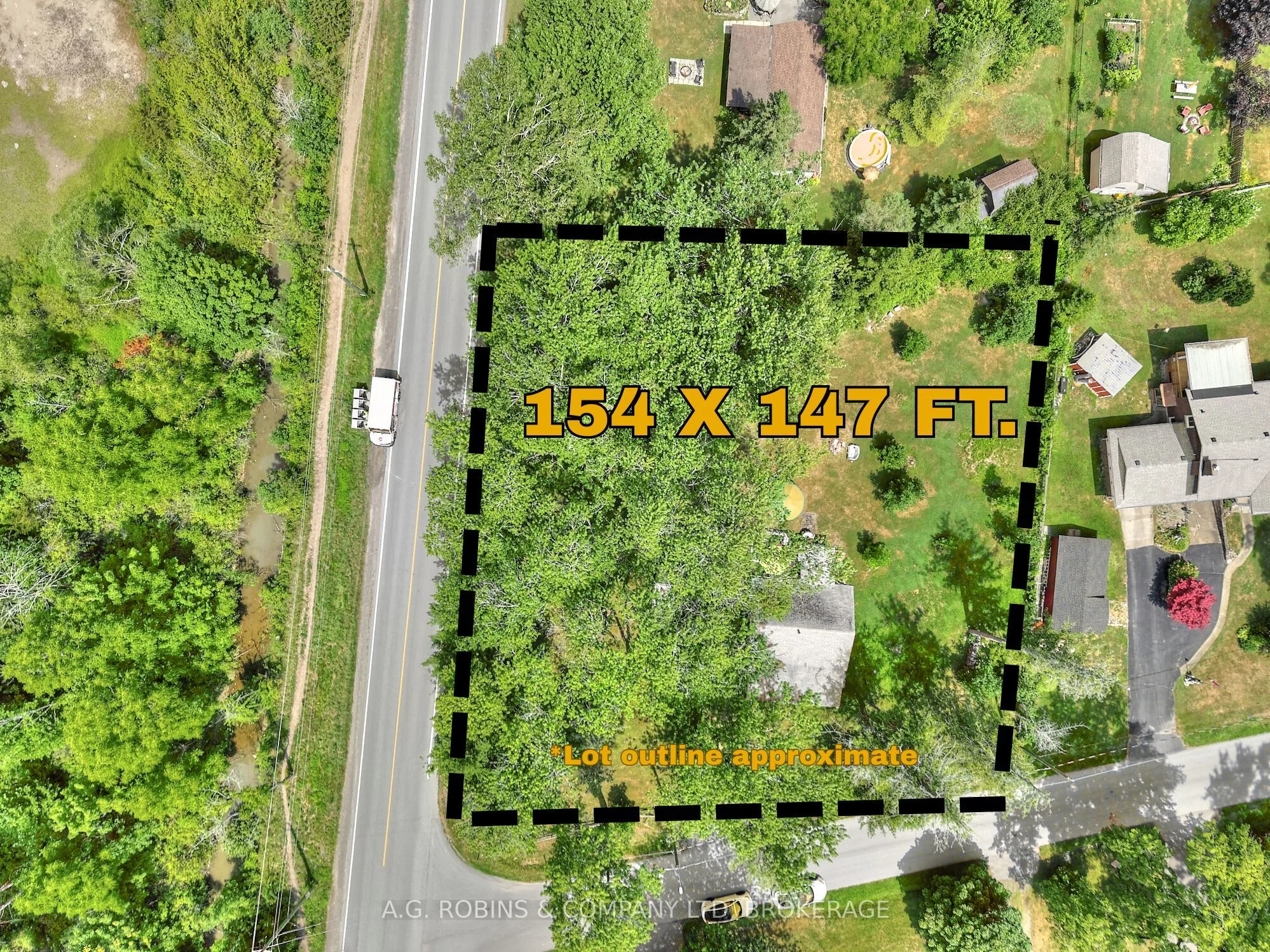10598 Woodland Drive, Wainfleet, ON L0S 1V0