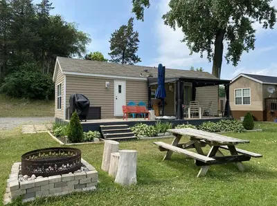 MobileTrailer in Prince Edward County