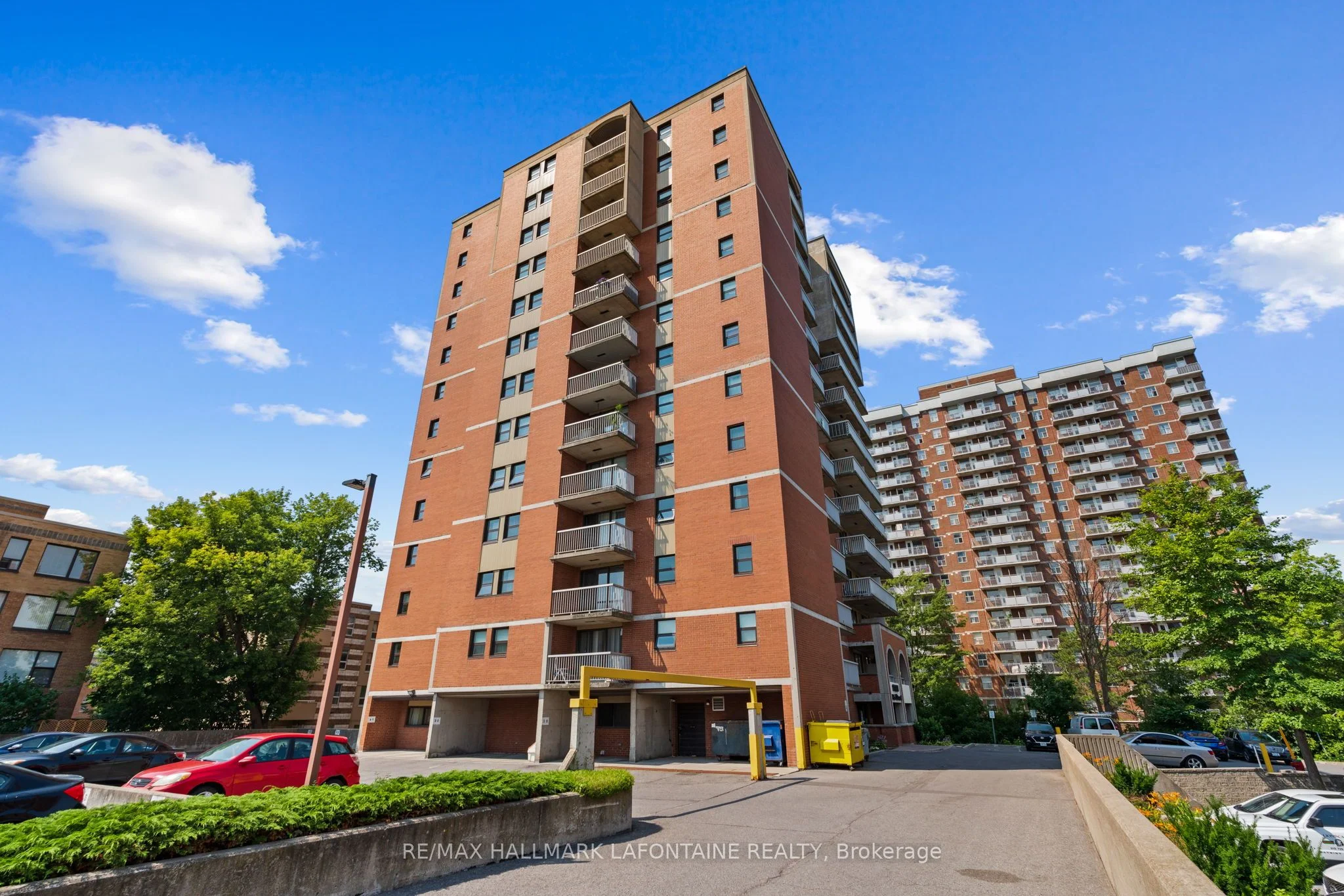 1180 Ohio Street 704, Billings Bridge - Riverside Park and Area, ON K1H 8N5