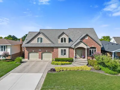 Detached in Lincoln