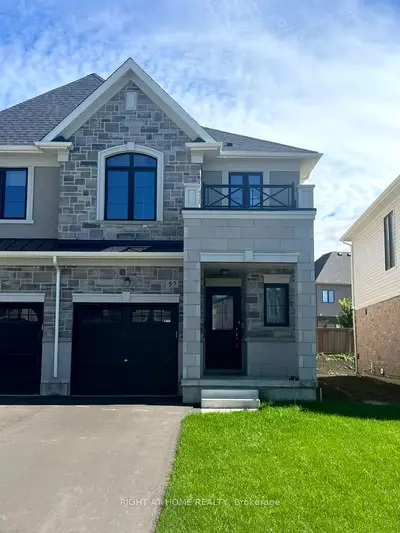 Att/Row/Townhouse in Hamilton