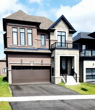 Detached in Woodstock