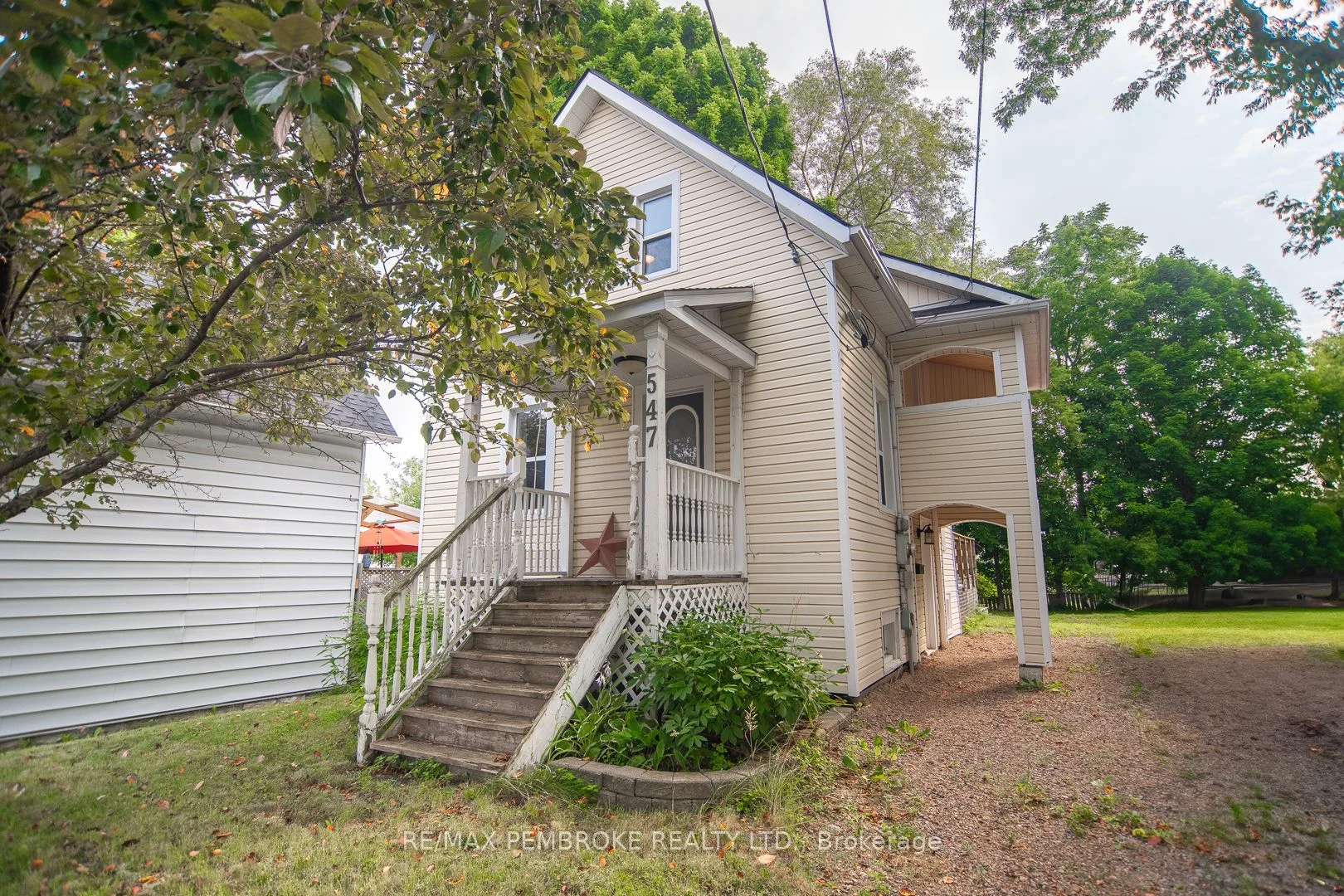 547 Mackay Street, Pembroke, On K8a 1e8