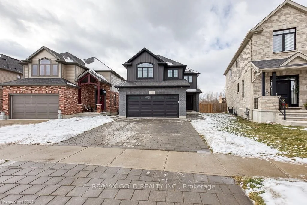 1387 Howlett Circle, London North, ON N5X 0K6