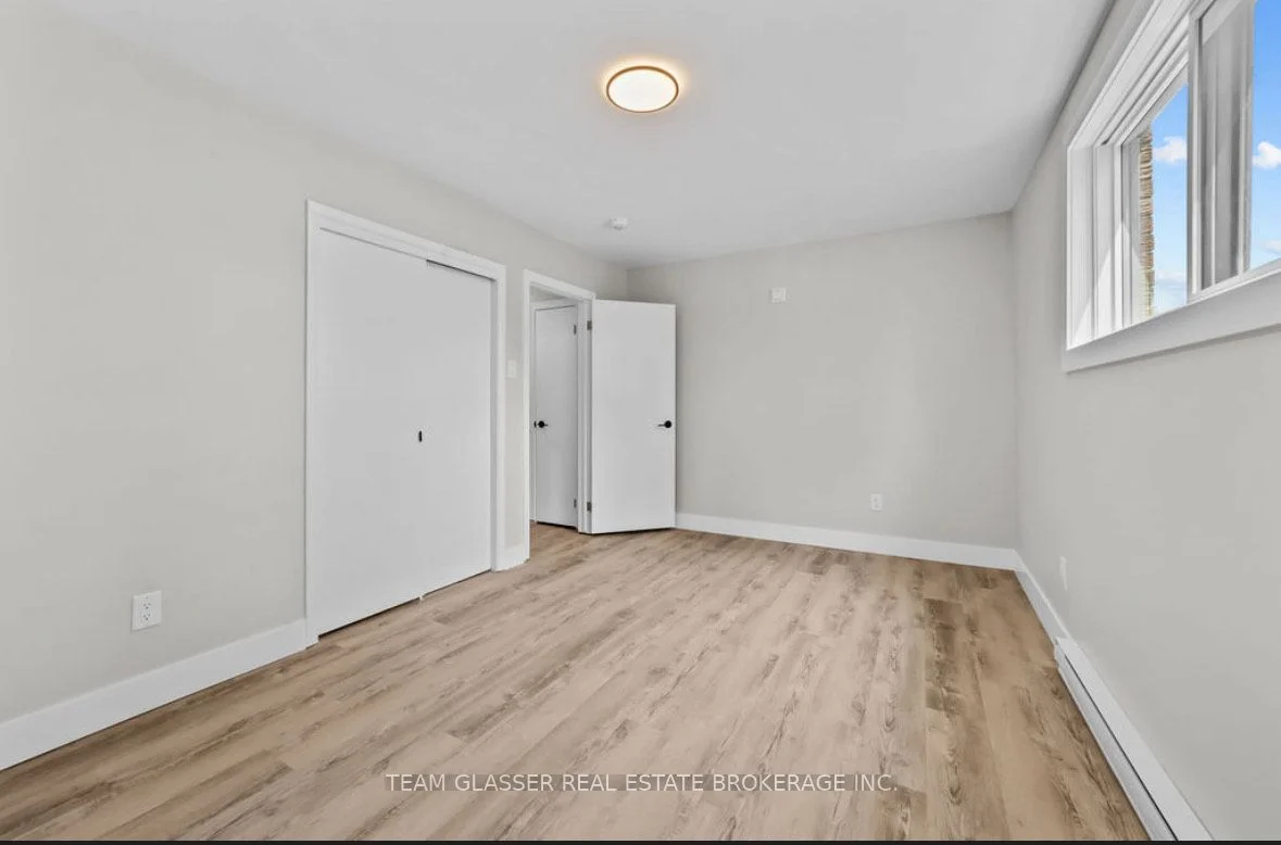400 SCENIC Drive Unit 10, London South, ON N5Z 3A8