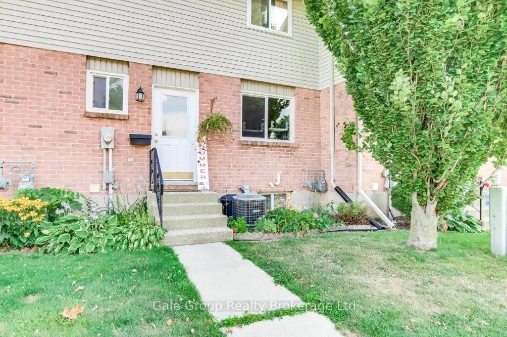 458 N Springbank Avenue N 7, Woodstock, ON N4T 1K4