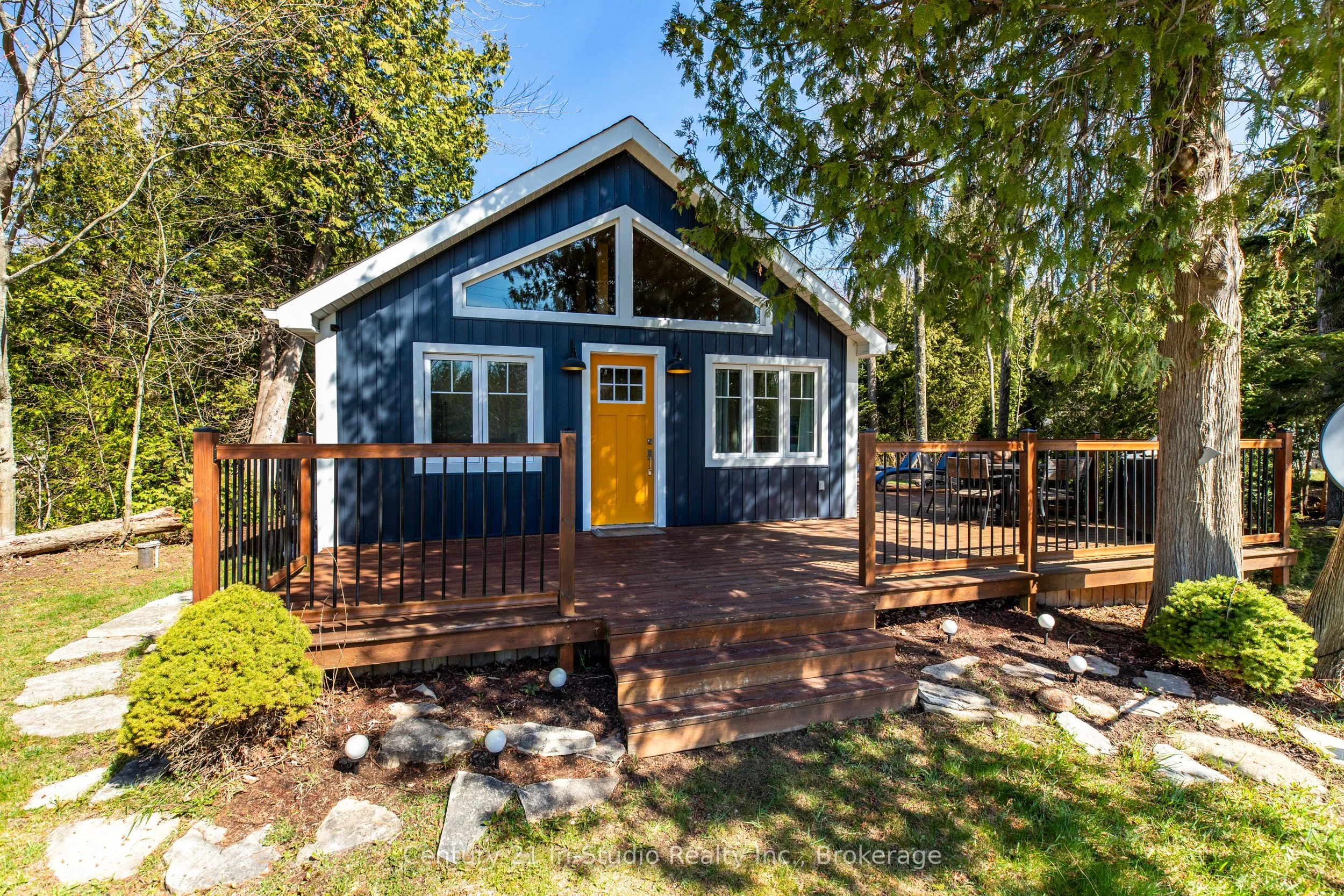 858 Howdenvale Road, South Bruce Peninsula, On N0h 1x0