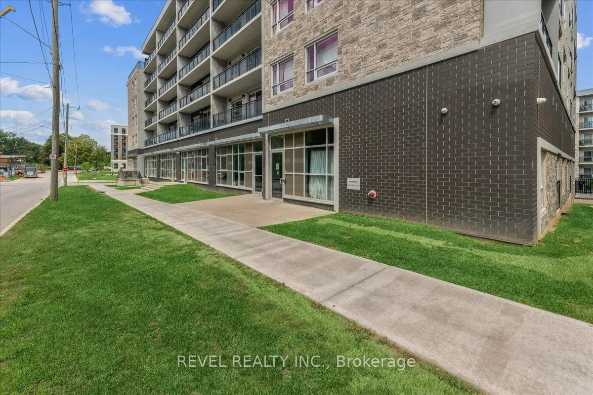 275 Larch Street F313, Waterloo, ON N2L 3R2