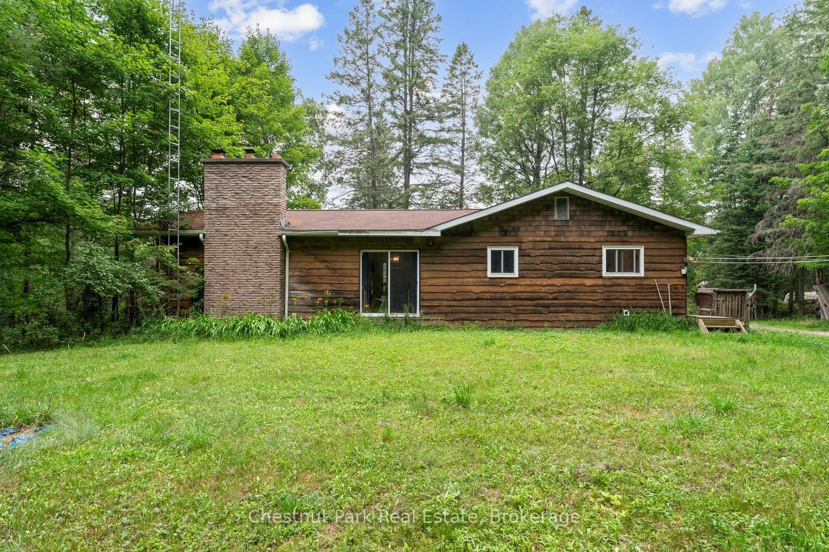 59 Crockford Lane, Huntsville, ON P0B 1L0