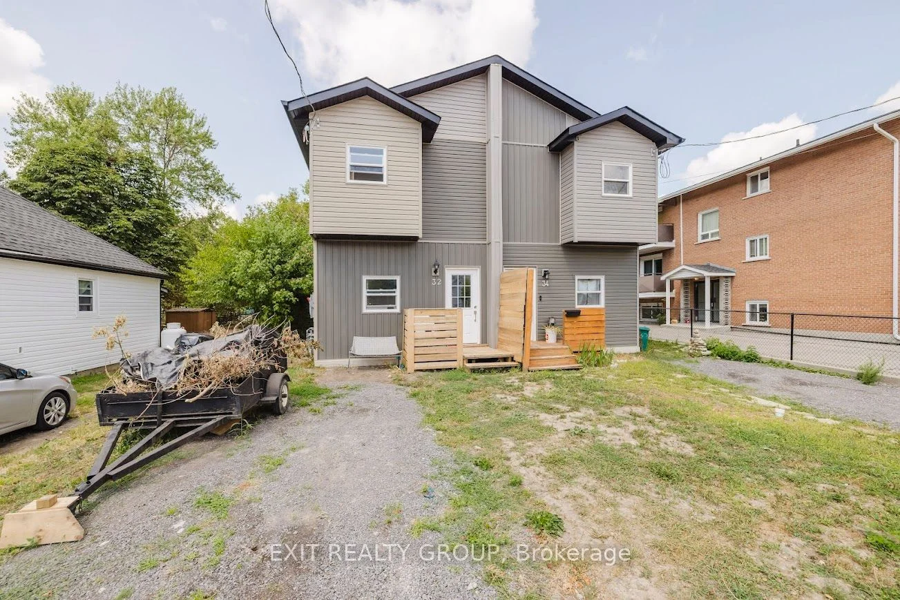 32 Strachan Street, Belleville, ON K8P 1W8