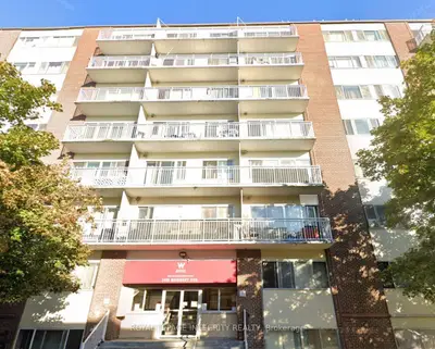 Condo Apartment in Carlington - Central Park