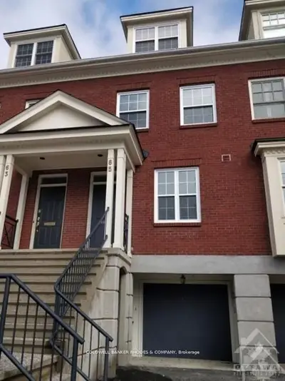 Att/Row/Townhouse in New Edinburgh - Lindenlea