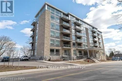 479 Charlton Ave Avenue E 407, Hamilton, ON K6H 5R5