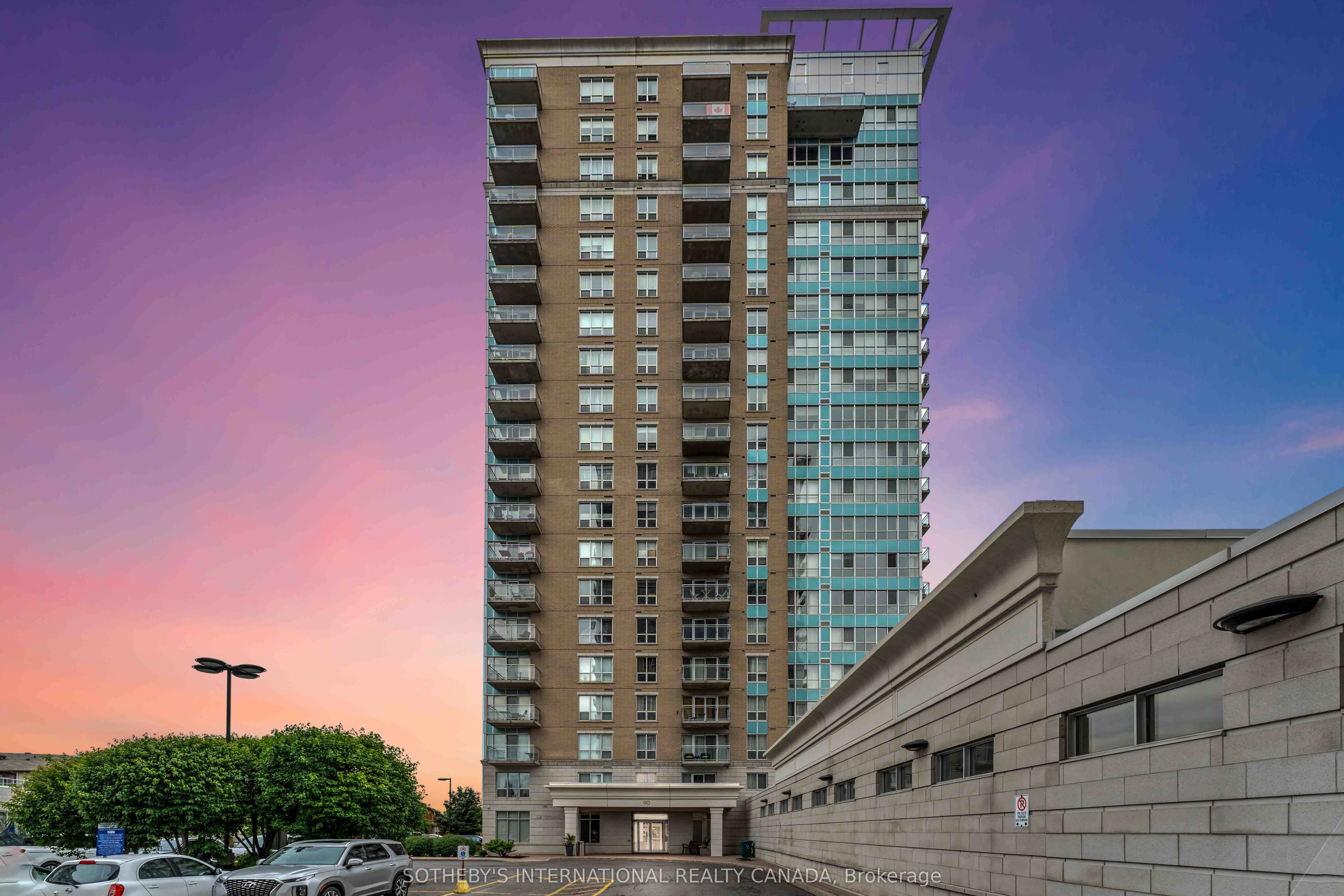 90 Landry Street 907, Vanier And Kingsview Park, On K1l 0a9