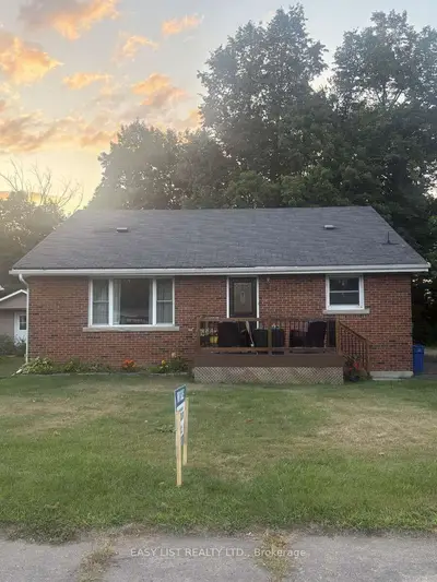Detached in Renfrew