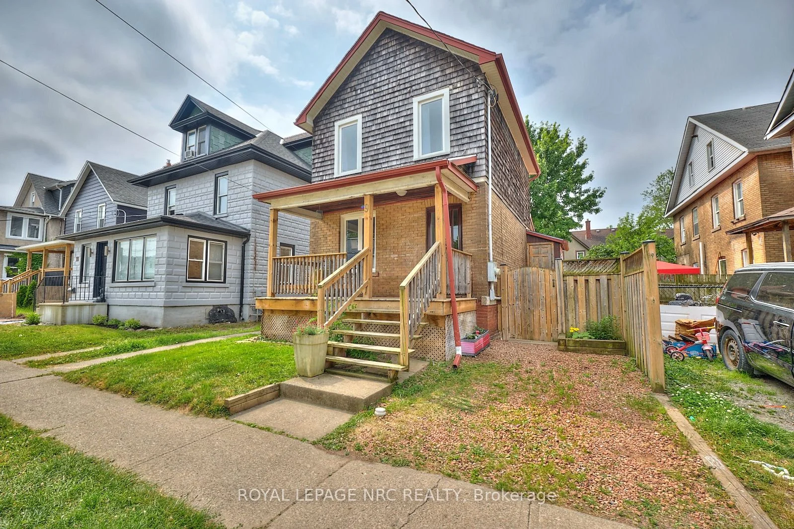 9 Asher Street, Welland, ON L3B 4H9