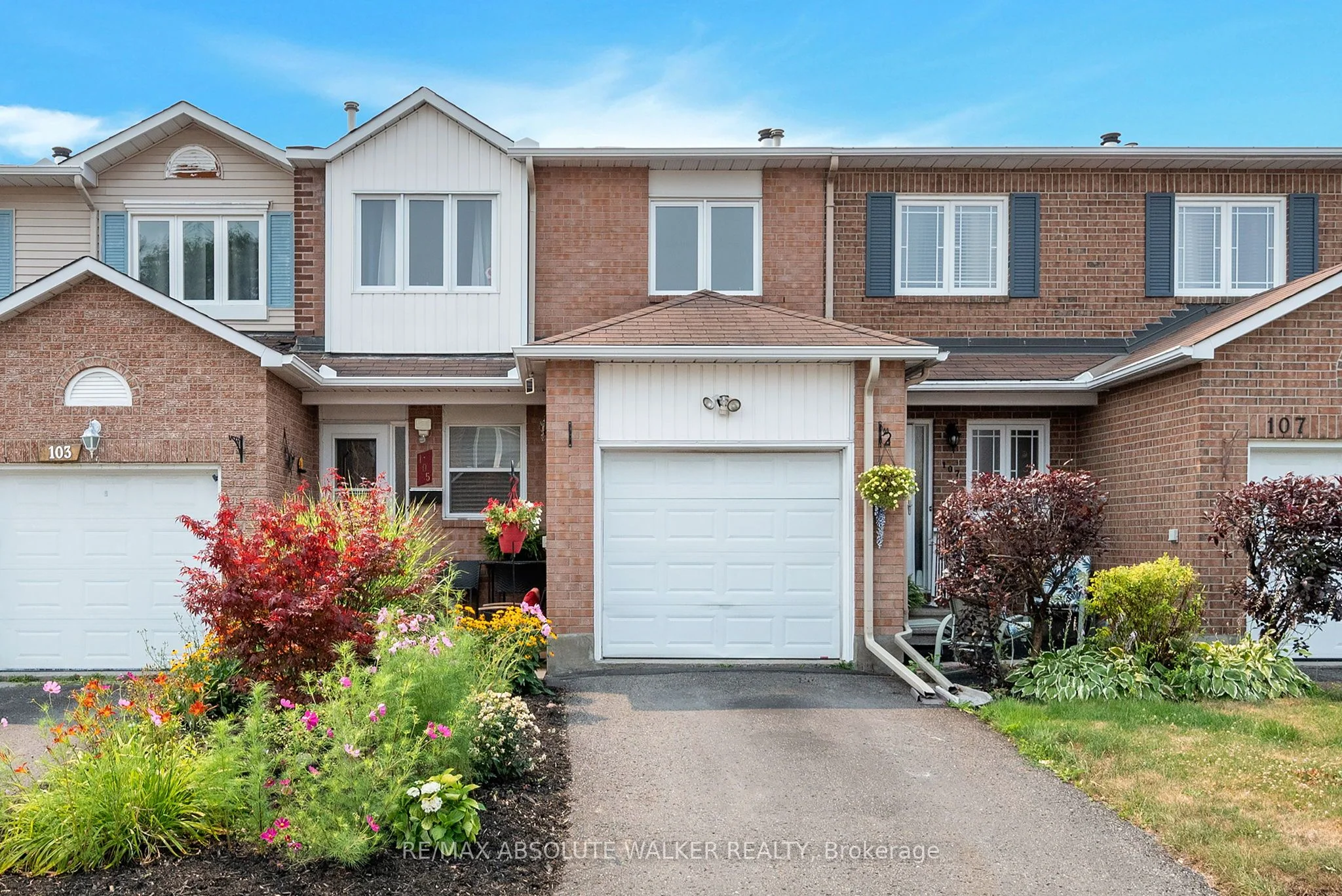 105 Claiborne Way 52, Orleans - Cumberland and Area, ON K1E 3V9