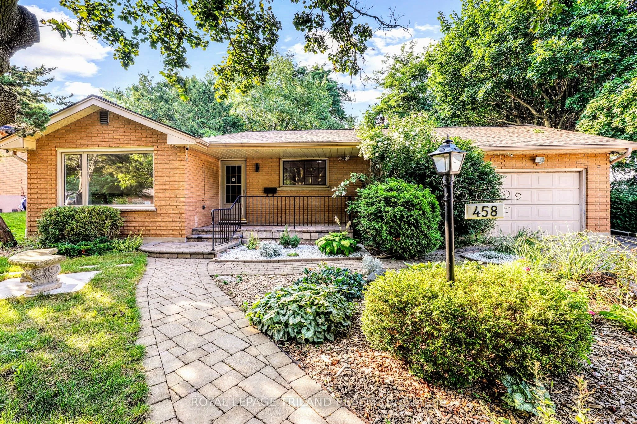 458 Three Valleys Crescent, London South, ON N5Z 3E7