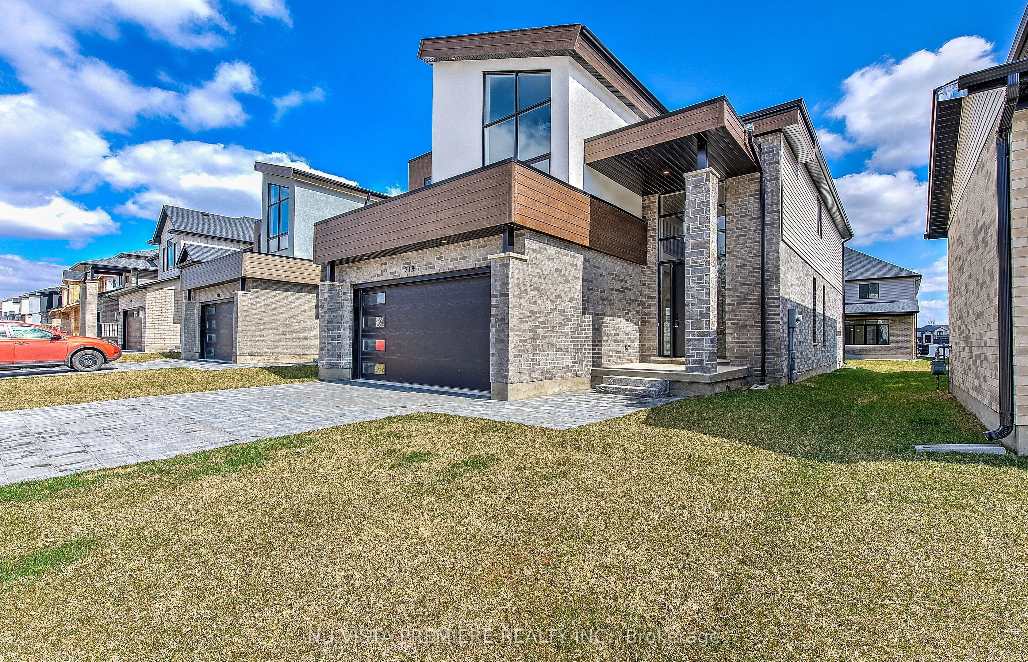 2318 WICKERSON Road, London South, ON N6K 0C3