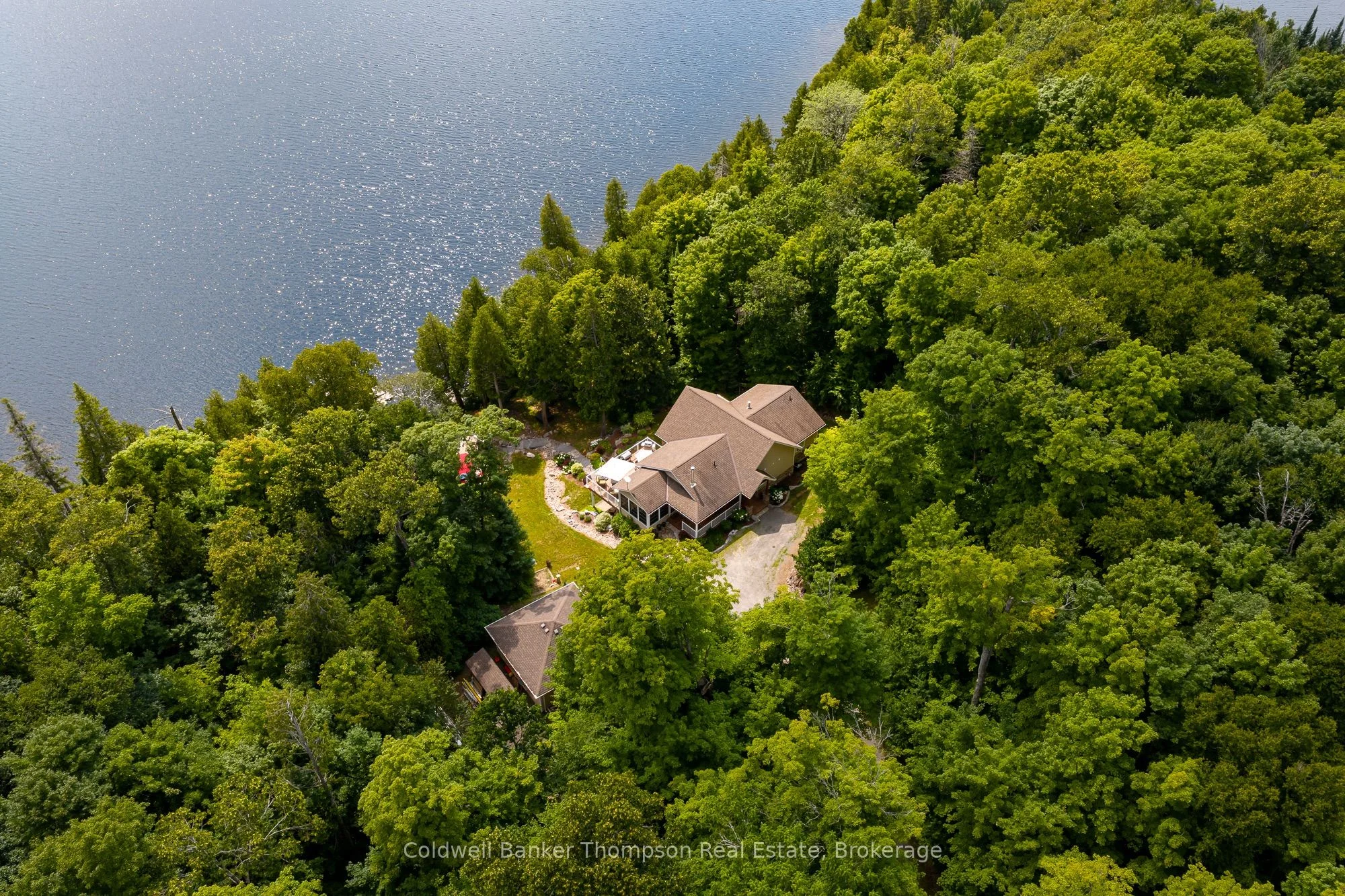 725 South Shore Drive, Parry Sound Remote Area, ON P0A 1X0