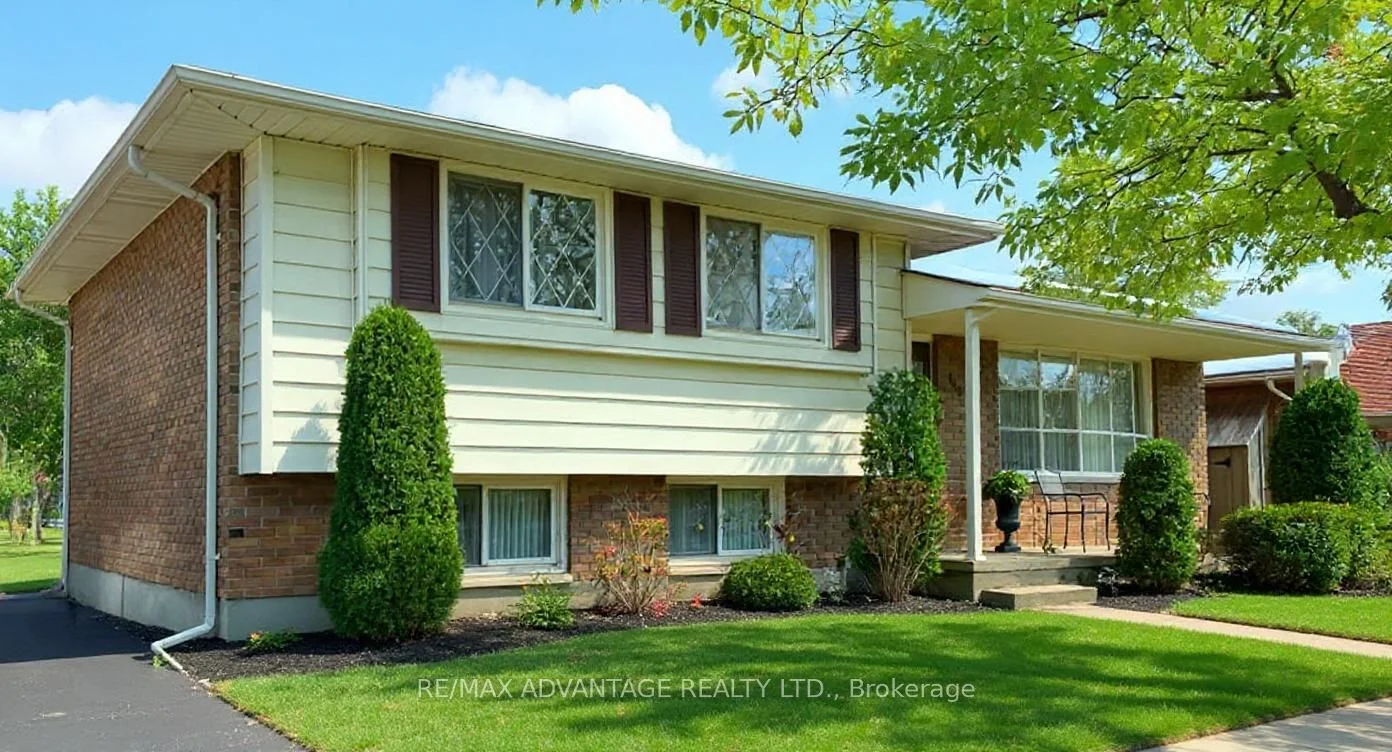143 Downing Crescent Upper, London South, On N6c 3c7