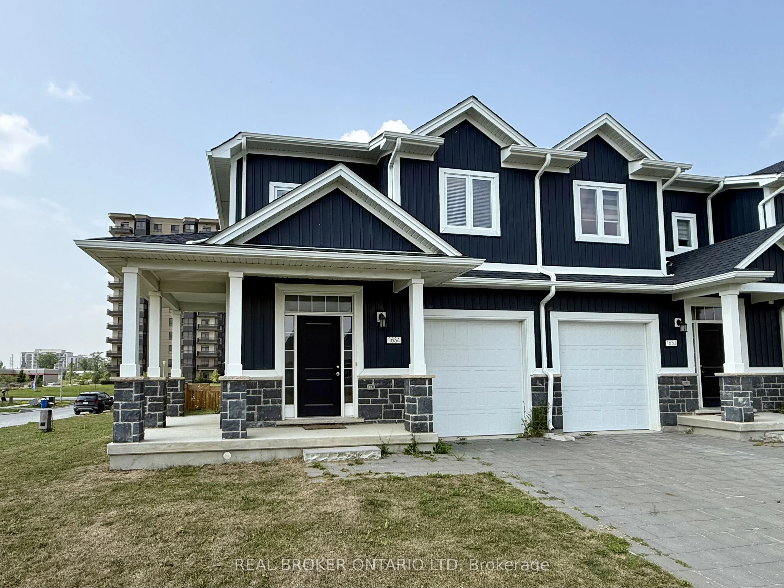 1634 Noah Bend, London North, On N3b 2z1