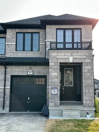 Att/Row/Townhouse in Kawartha Lakes