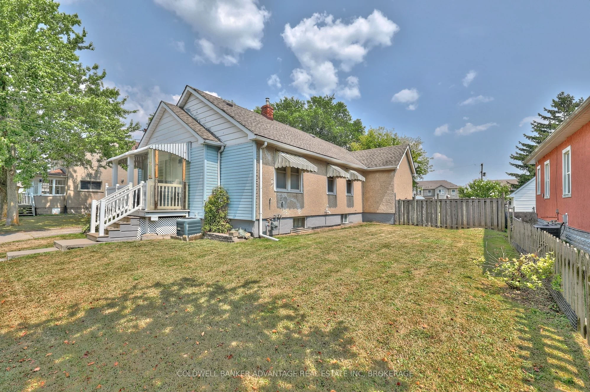 17 Clifford Avenue, Welland, ON L3C 2C6