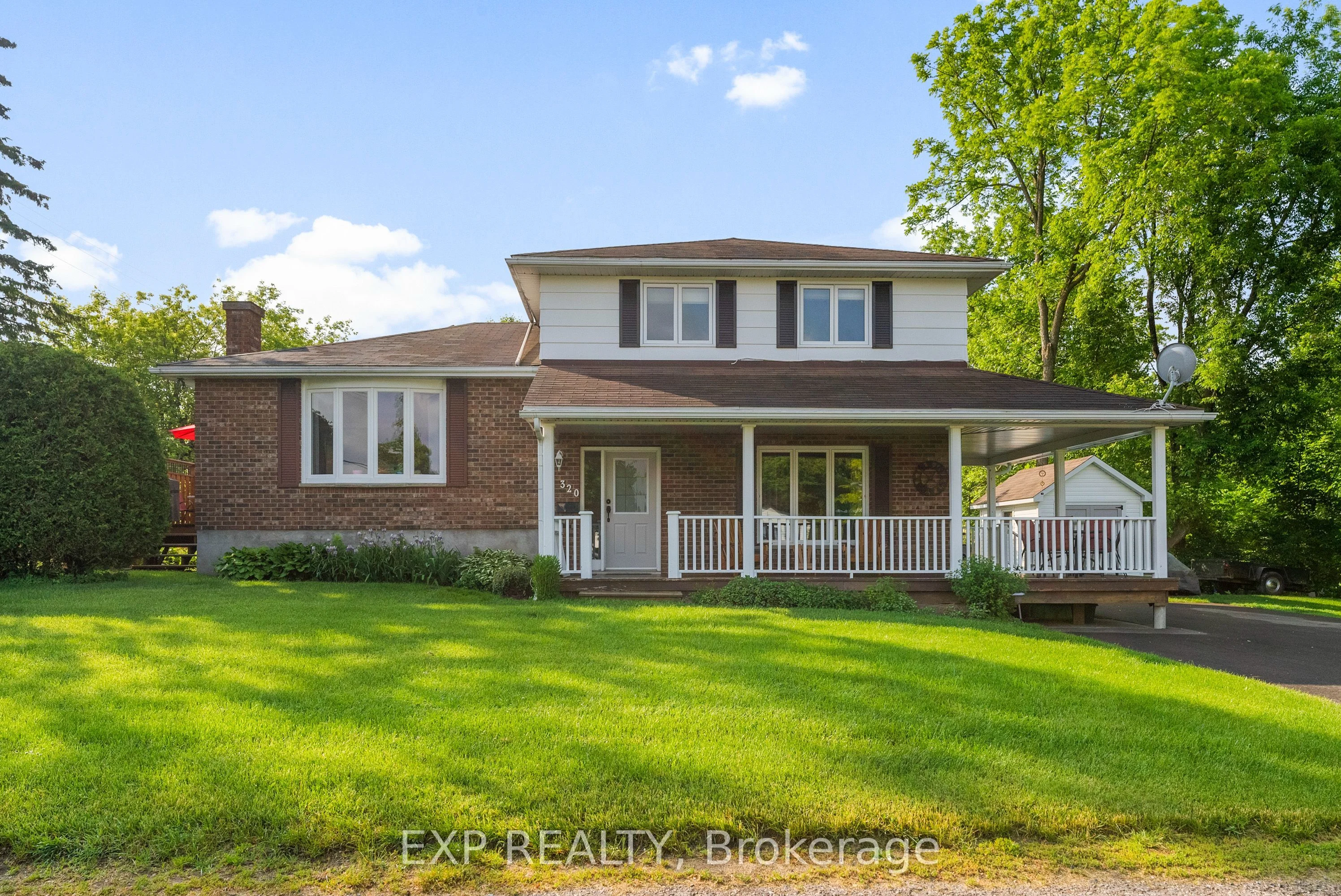 320 Francis Street, Renfrew, ON K7V 4L7