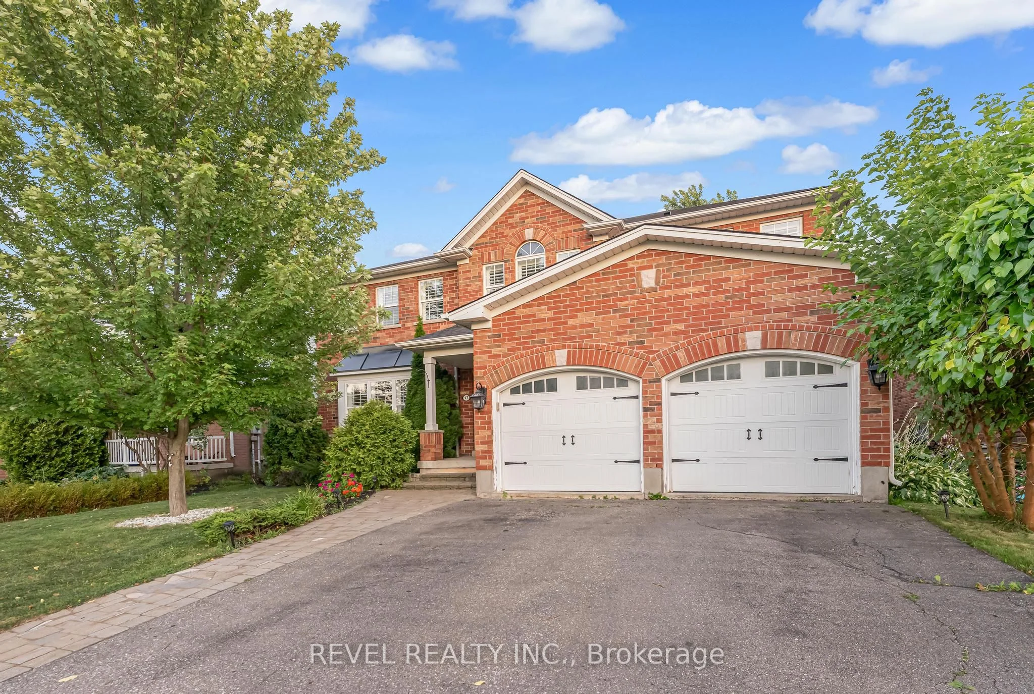 17 Webb Avenue, Brantford, ON N3T 6S5
