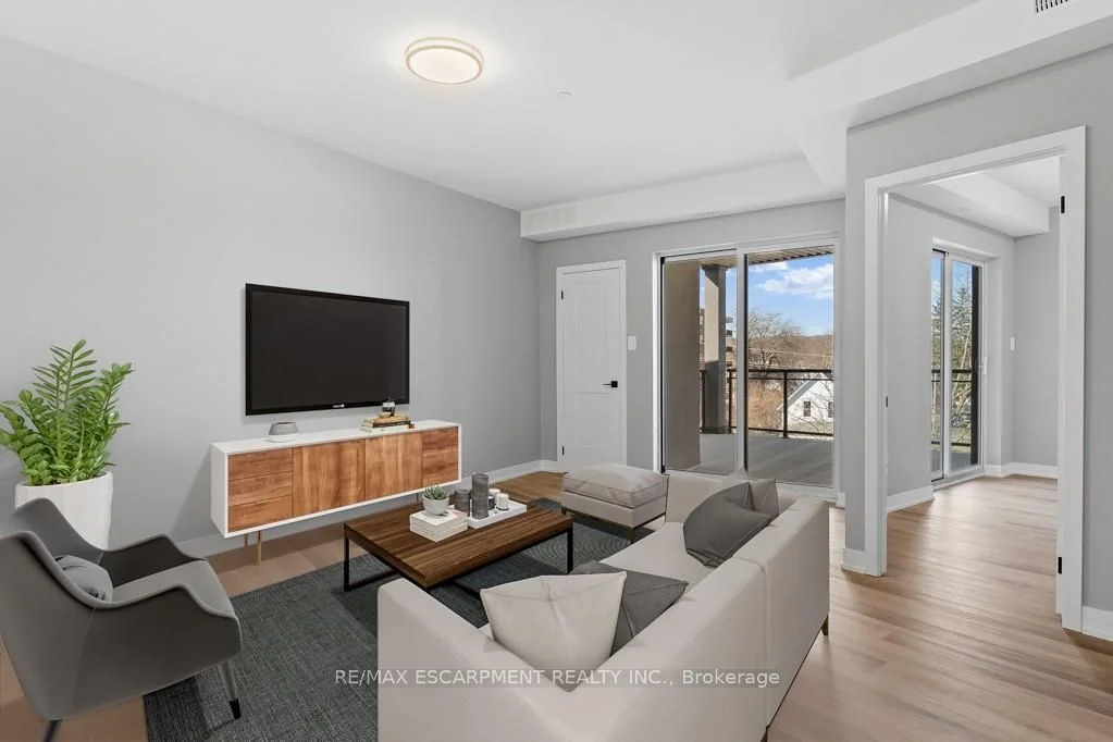 5002 King Street 508, Lincoln, ON L3J 2J5