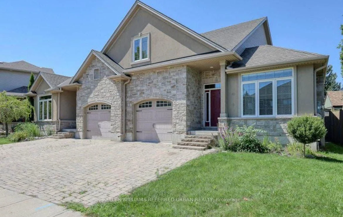 577 Hummingbird Crescent, Woodstock, On N4t 0c1