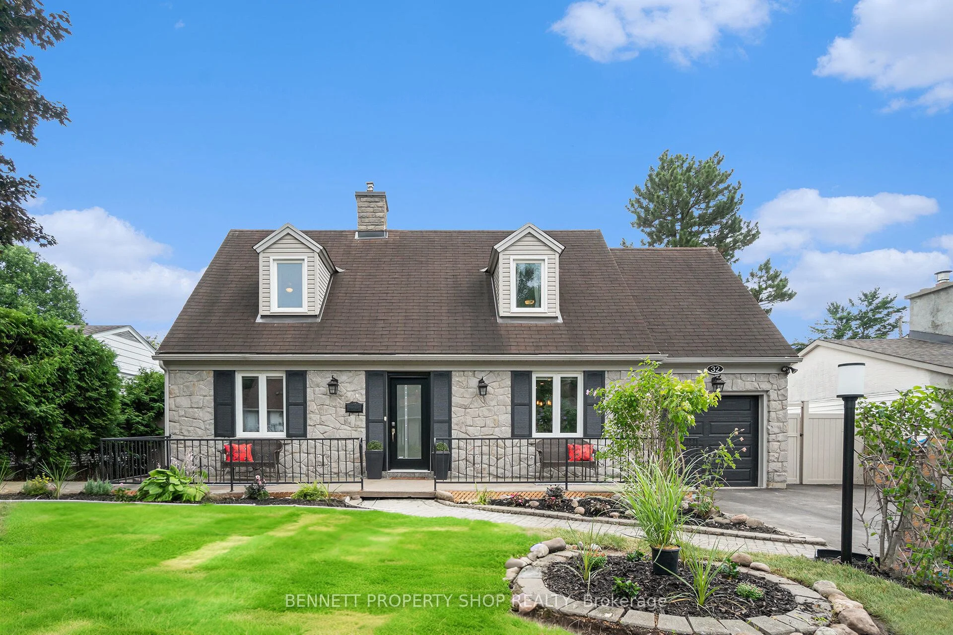 32 Norice Street, Meadowlands - Crestview and Area, ON K2G 2X5