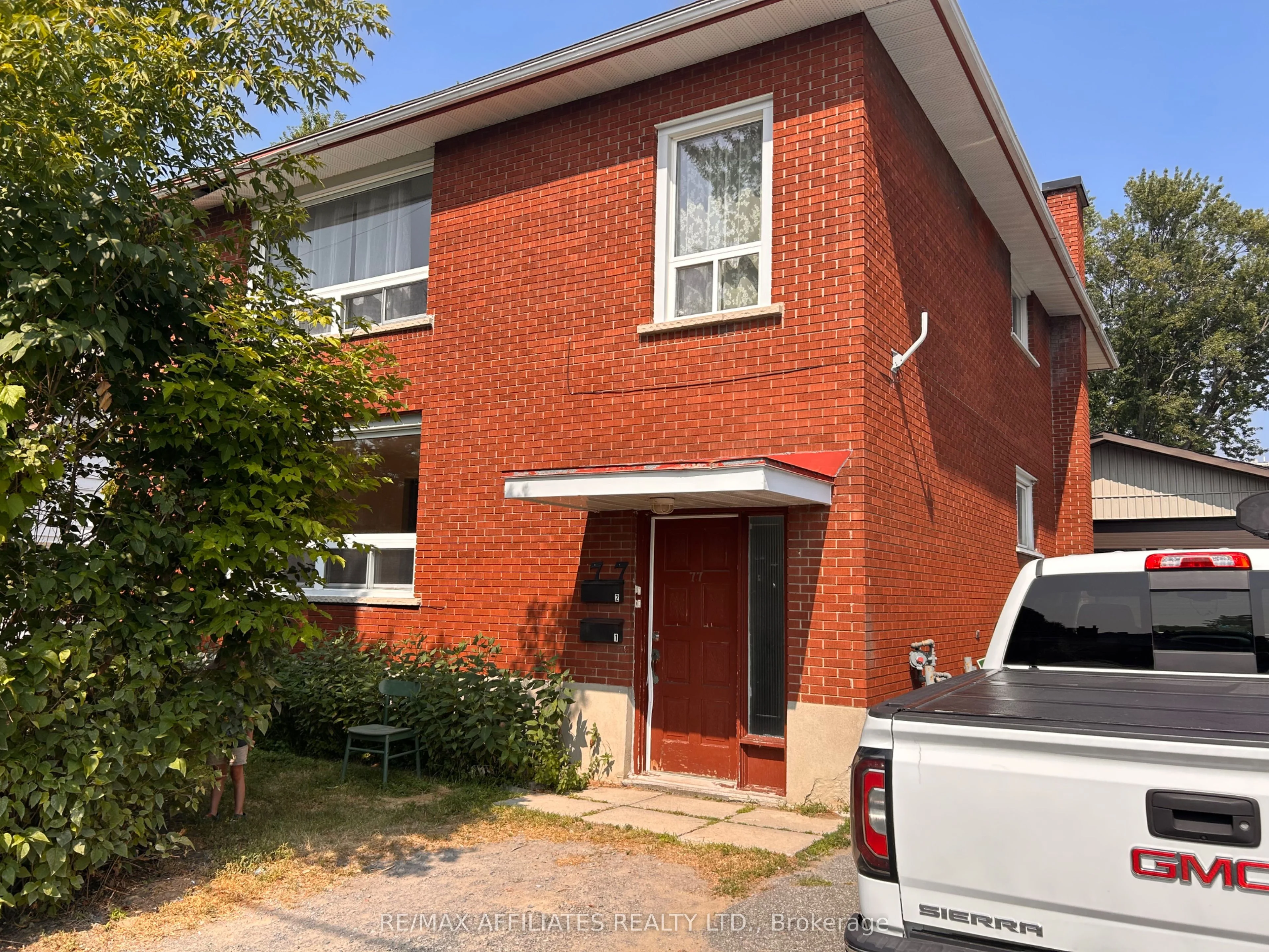 77 Burland Street 1, Britannia - Lincoln Heights and Area, ON K2B 6J9