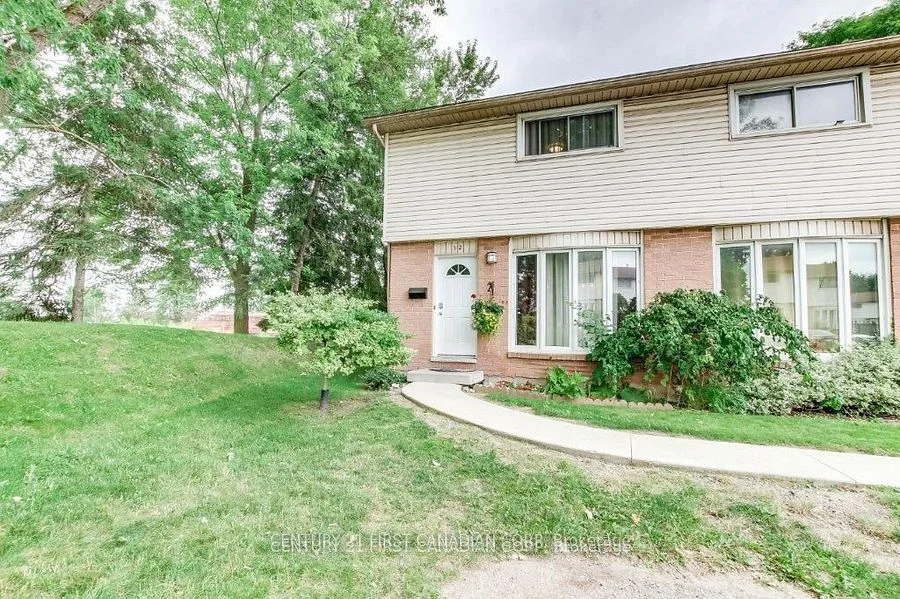 700 Exeter Road 32, London South, ON N6E 1L2
