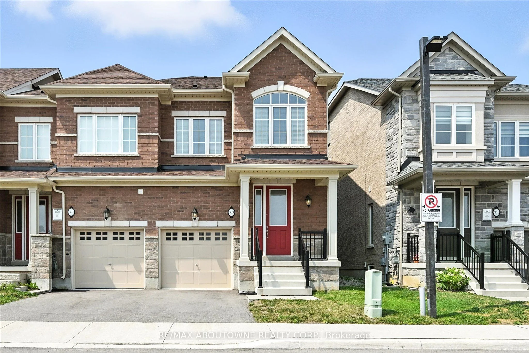Att/Row/Townhouse in Hamilton