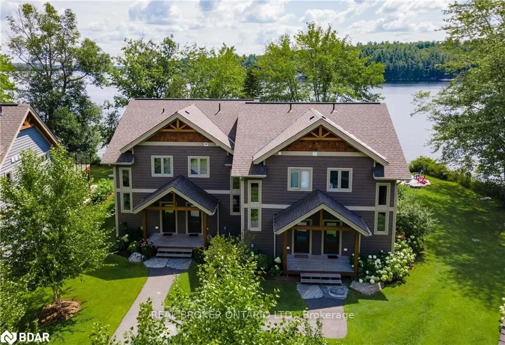 1841 Muskoka Road 118 Road W 2B, Muskoka Lakes, ON P1L 1W8