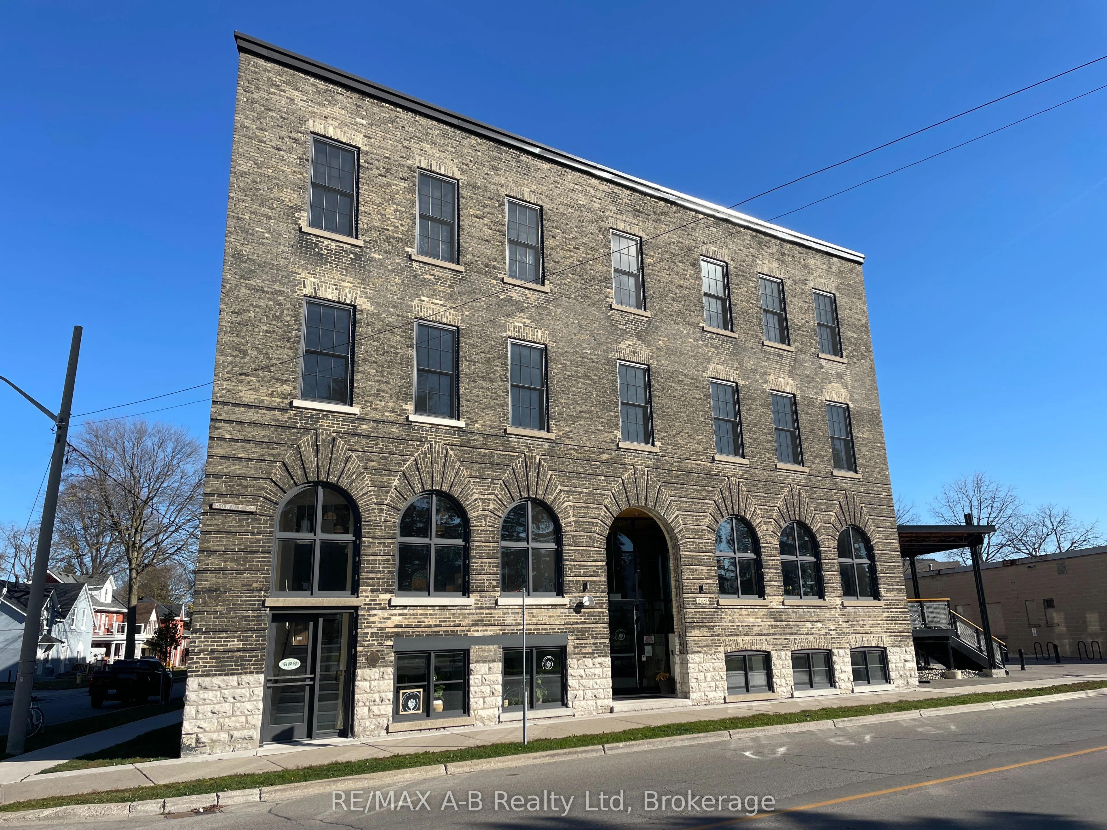 245 Downie Street 208, Stratford, ON N5A 1X5