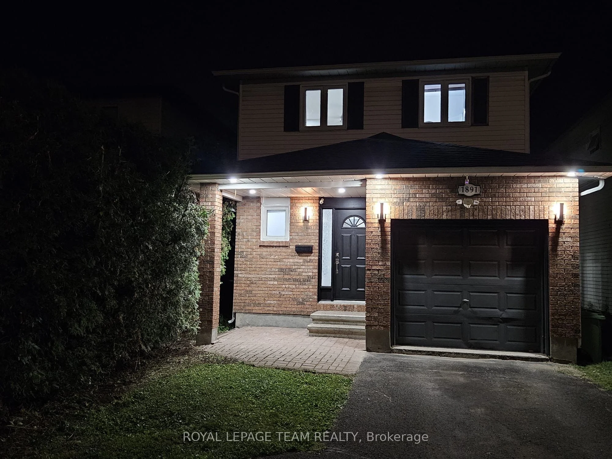 1891 Longman Crescent, Orleans - Convent Glen and Area, ON K1C 5G8