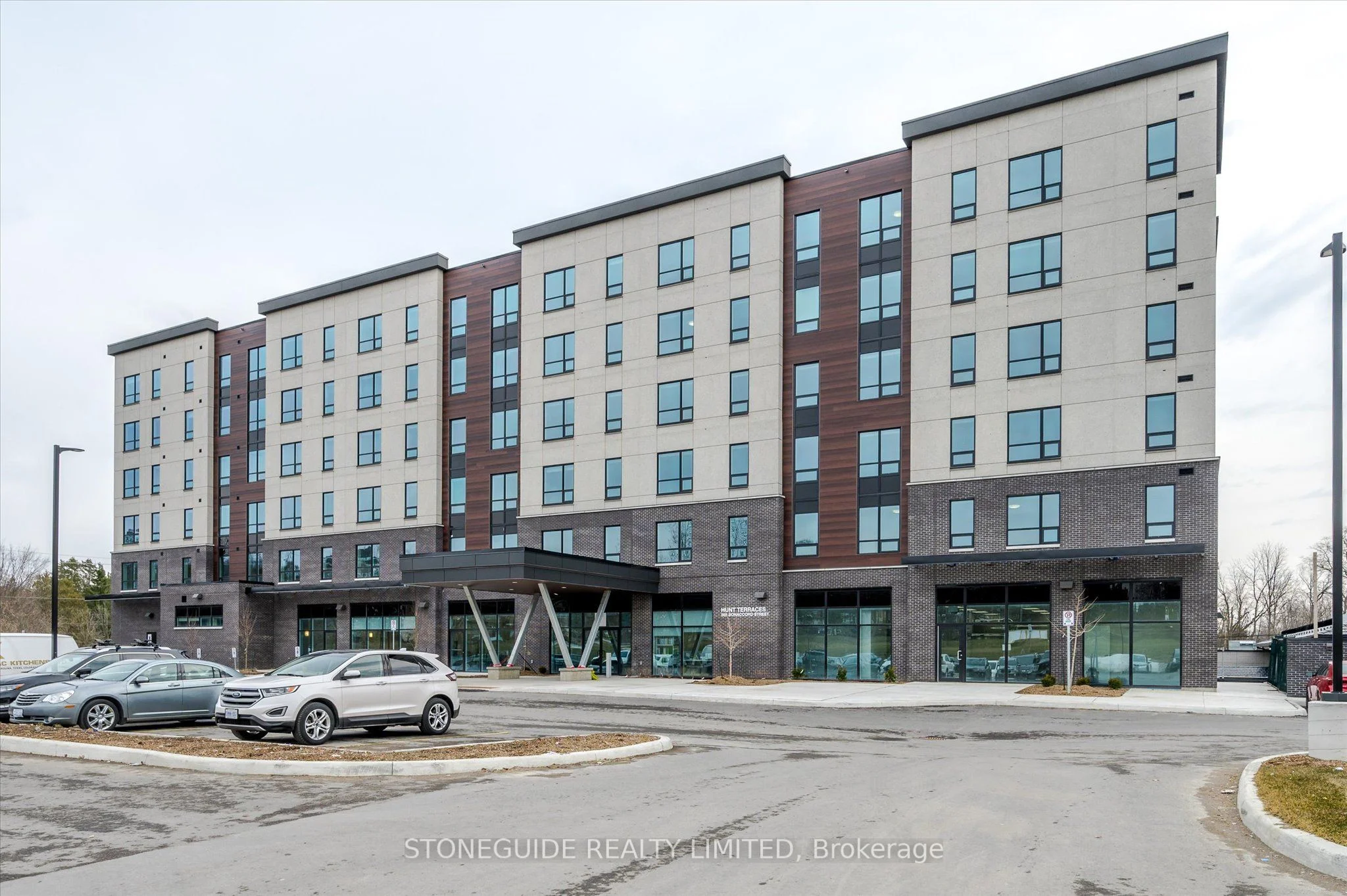 555 Bonaccord Street 321, Peterborough, On K9h 2x8