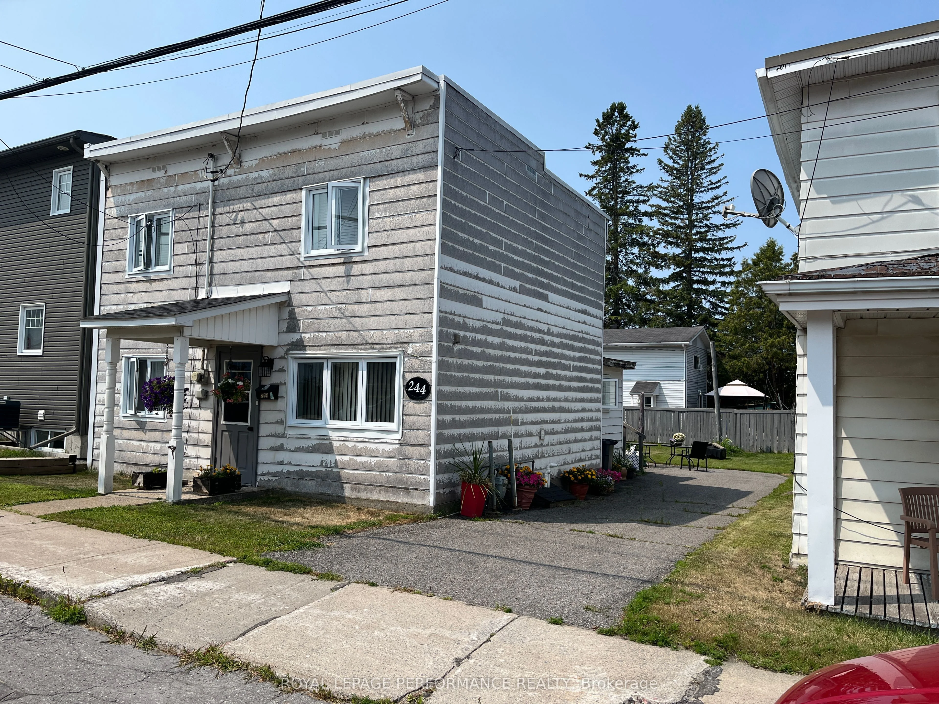 244 Laurier Street, Hawkesbury, ON K6A 2A1