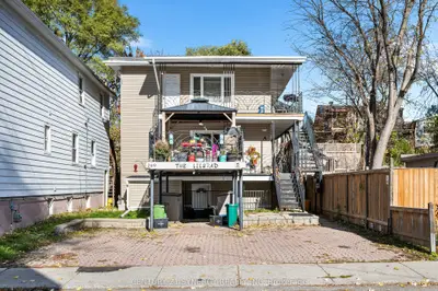 Triplex in Vanier and Kingsview Park