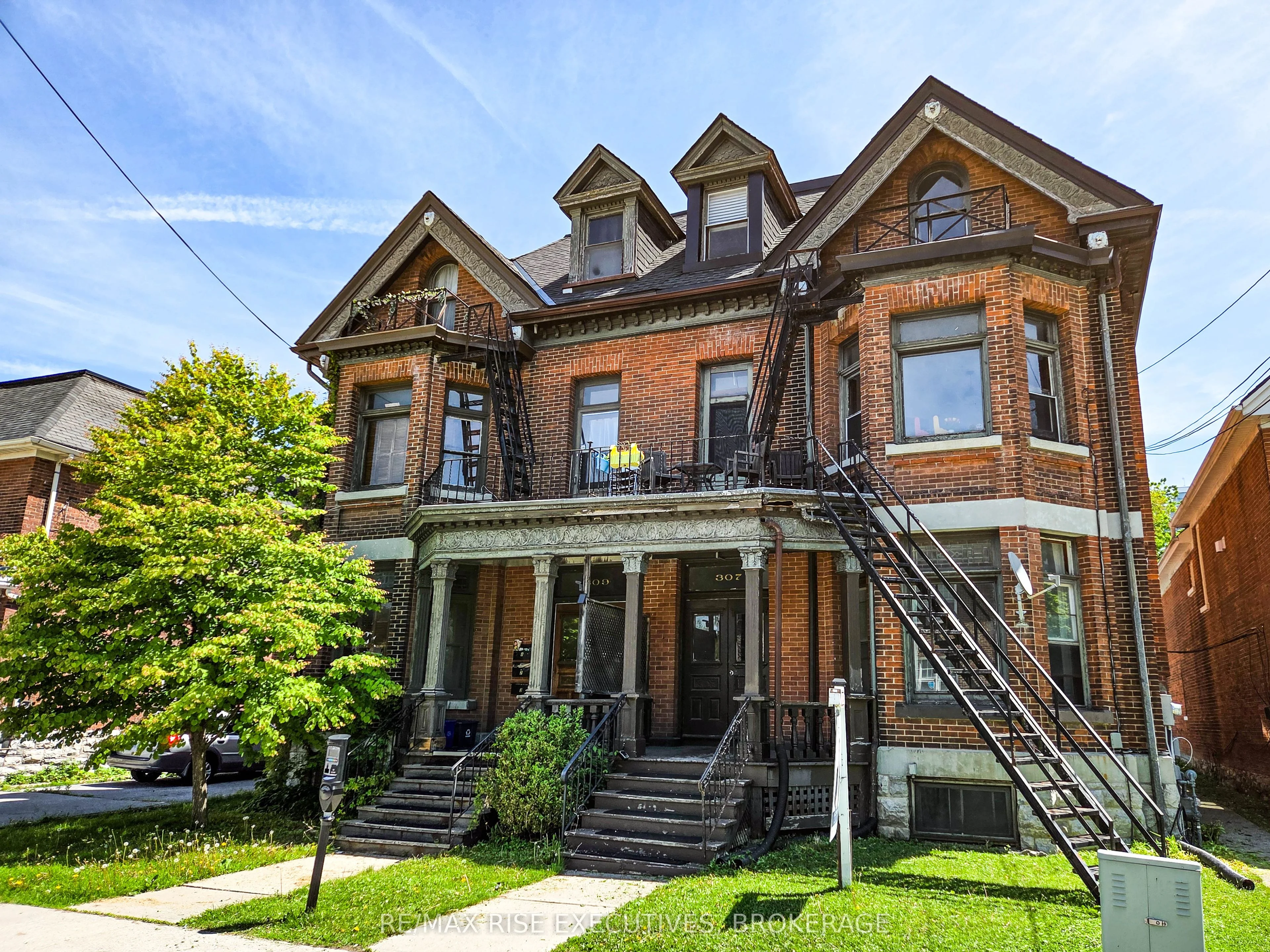 307 Alfred Street, Kingston, ON K7L 3S4