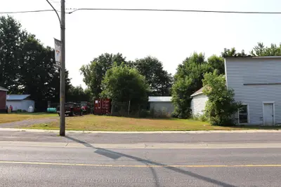 Vacant Land in North Dundas