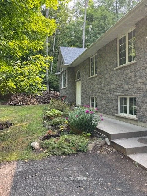 156 Tracey Road S, Tyendinaga, ON K0K 2Y0