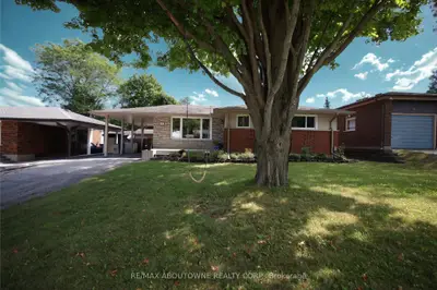 Detached in Hamilton
