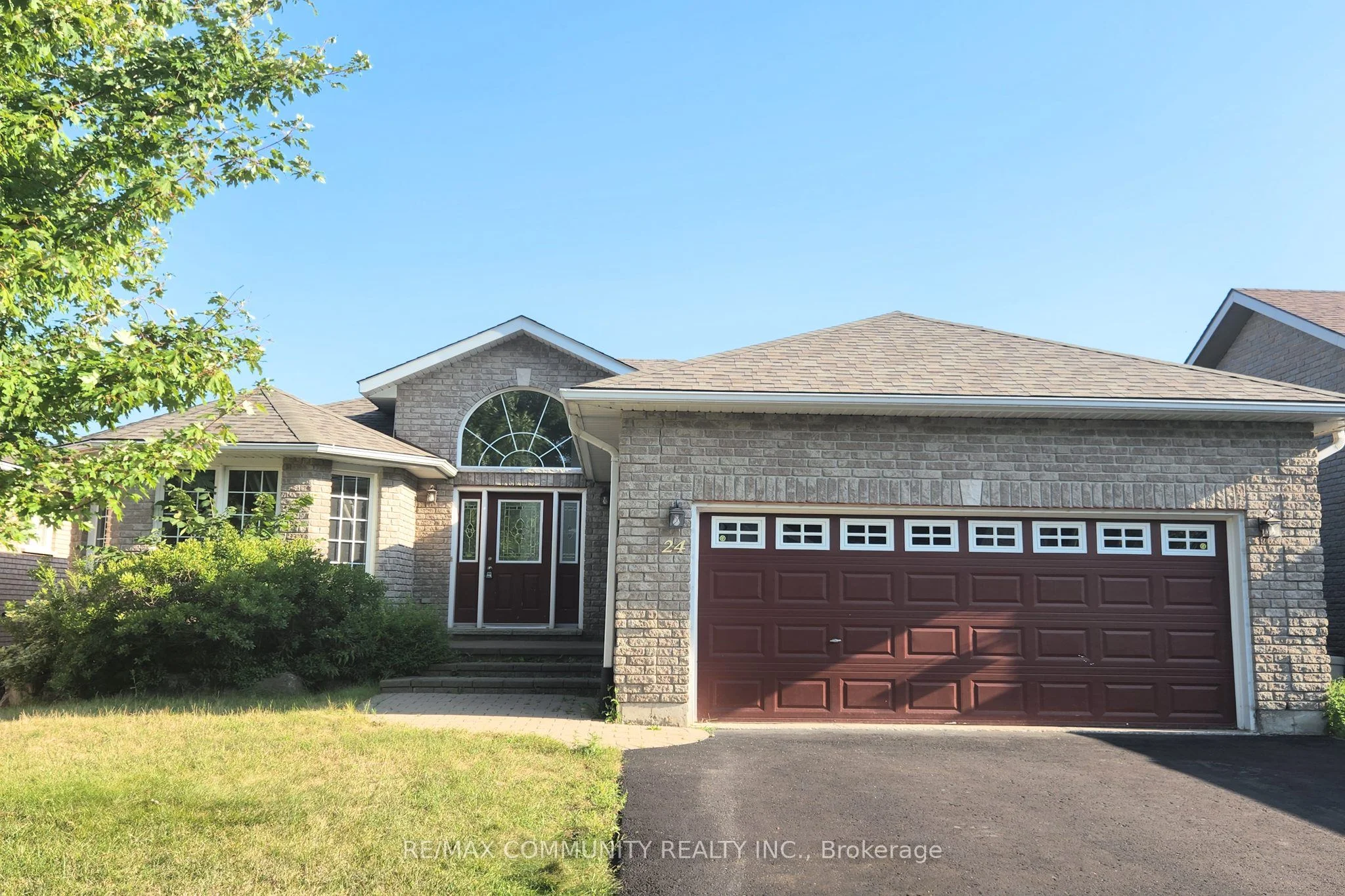 24 Sunshine Lane, Quinte West, ON K8V 6X7