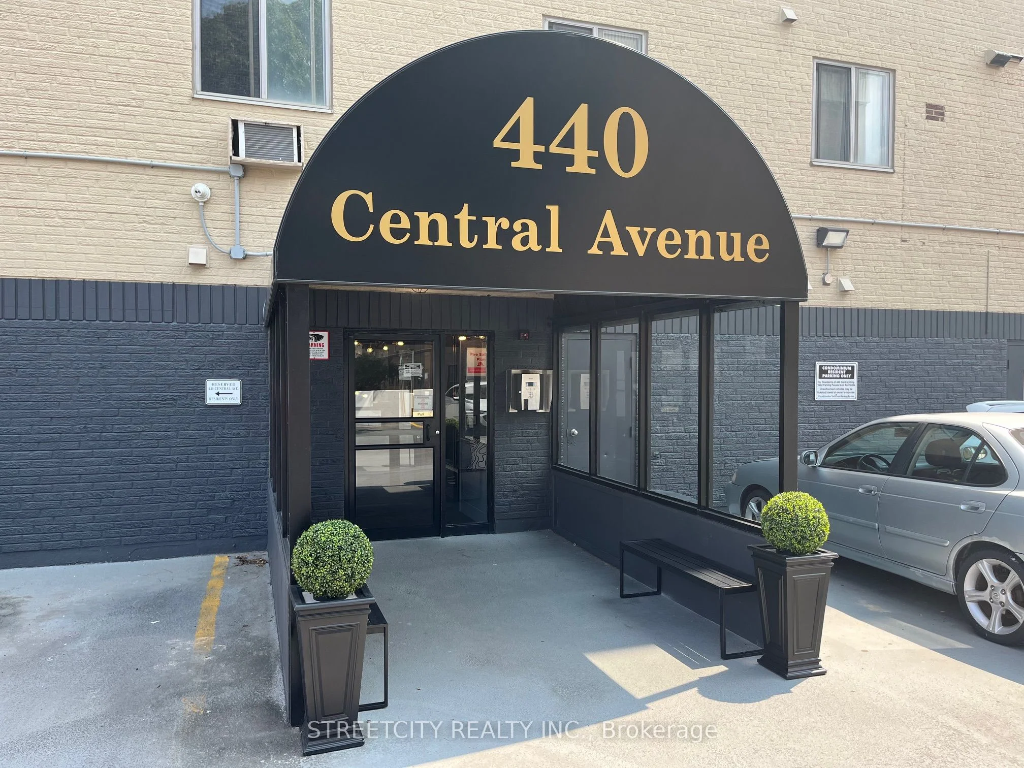 Condo Apartment in London East
