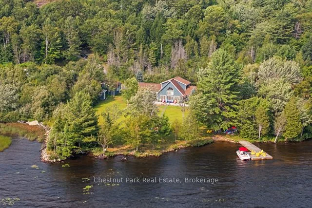 82 Seelys Road, Huntsville, ON P1H 2J3